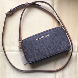 Michael Kors wristlet